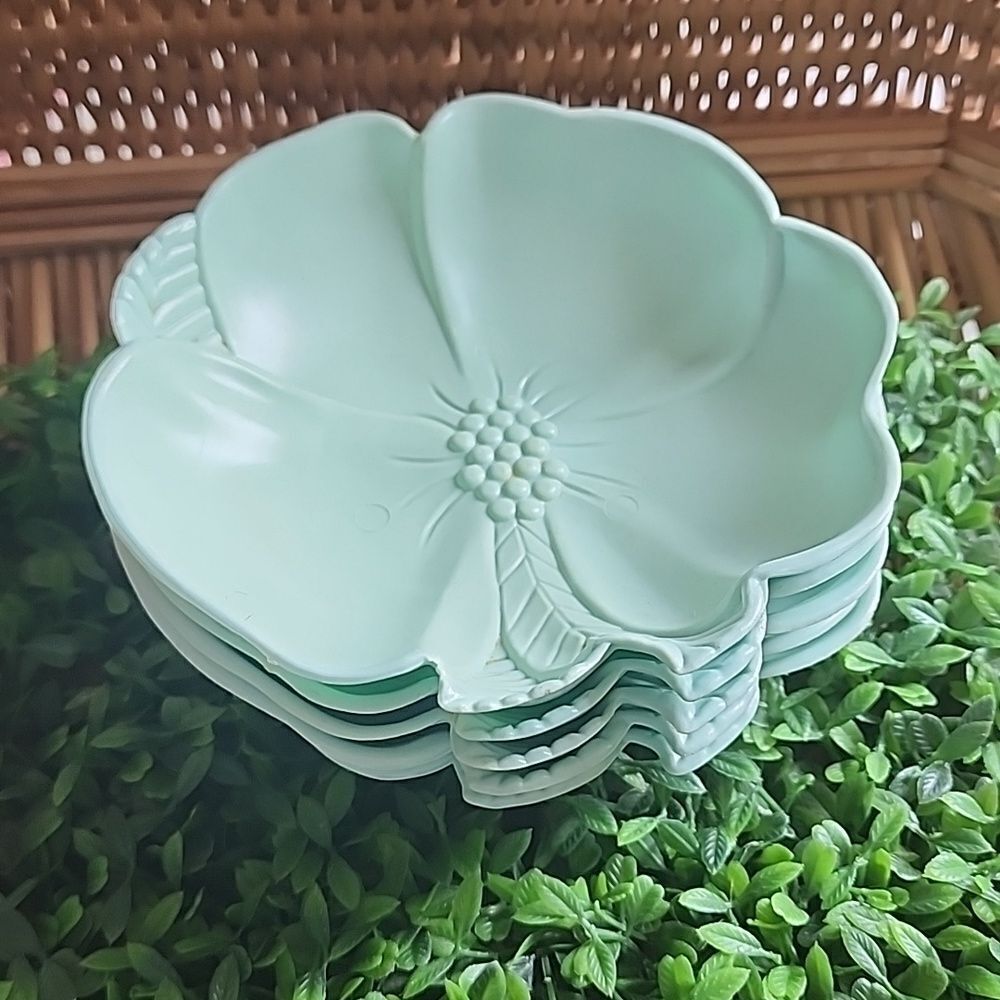 Vintage Mint Green Hofman Insustries Molded Plastic Salad Bowls Tropical
